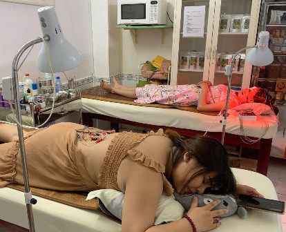 Patient is delivered by acupuncture at Lotus Clinic